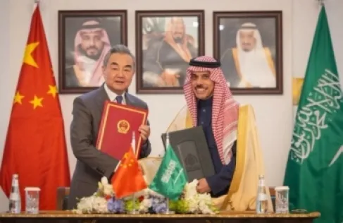 هذه هي الفئات المعنية.. السعودية والصين توقعان على اتفاقية الإعفاء المتبادل من التأشيرة