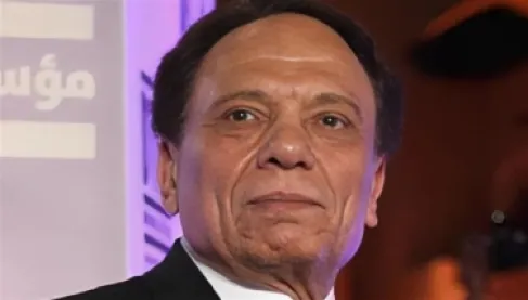 الموت يفجع عادل إمام