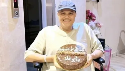 السعودية: انفلات صاروخ يتسبب في بتر ساق فنان داخل منزله