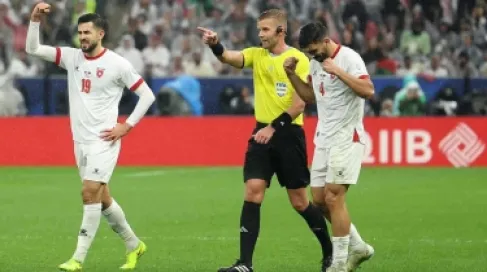 كأس العرب .. الحكم السويدي يعتذر ويقر بأخطاء تحكيمية في مباراة المغرب والأردن