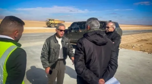 حسّان يتفقد أعمال البنية التحتية التي بدأت في مشروع مدينة عمرة