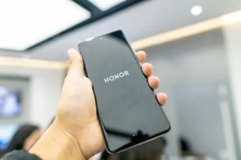 تقرير: ارتفاع تكاليف الرقائق سيؤثر على سوق الهواتف الذكية في 2026