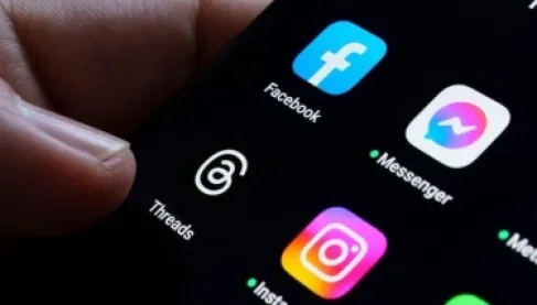 الدفع قبل المشاركة.. اختبار جديد من ميتا يثير الجدل على فيسبوك