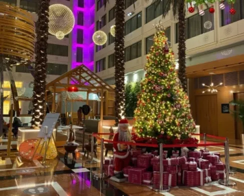 لا مخالفات على عرض شجرة عيد الميلاد في الفنادق بالكويت