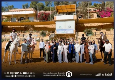 كلية الصيدلة عمان العربية تعزز ريادتها في النشاطات اللامنهجية بزيارة نادي الفروسية (Forest Hill)