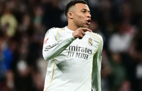 مبابي يعادل رقم كريستيانو رونالدو القياسي