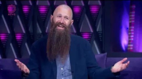 نائب أردني: السفير الأمريكي ما ضل غير يصير يعطي عرايس  - فيديو