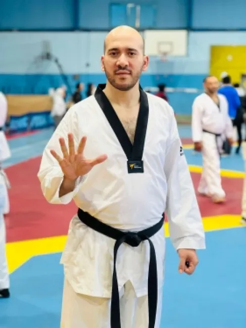 الكابتن فتحي ابو مسلم يجتاز فحص الحزام الاسود ٥ دان 