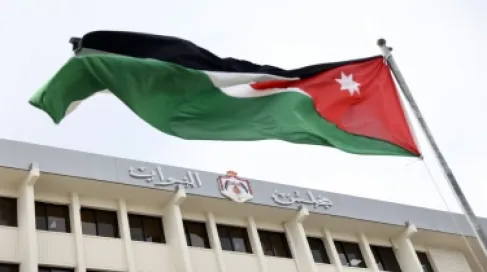 القانونية النيابية: إلغاء جميع الاستثناءات في معدل قانون المعاملات الإلكترونية