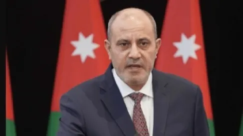 تعيين وزير الصناعة والتجارة السابق رئيسا تنفيذيا لمصانع الاسمنت