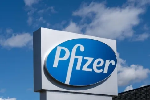 فايزر تعلن وفاة مريض بعد تلقيه دواء لعلاج سيولة الدم