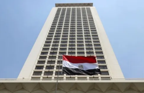 مصر توجه سفاراتها باستعادة الآثار المسروقة