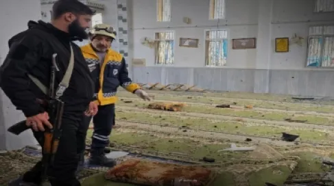 3 قتلى في انفجار داخل مسجد في حي وادي الذهب بحمص