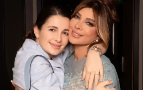 اصالة لإبنتها : خليكي في الطب !