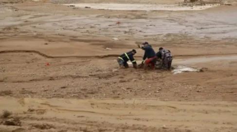 الأمن يجدد تحذيراته بتوخي الحيطة والحذر خلال المنخفض الجوي المقبل