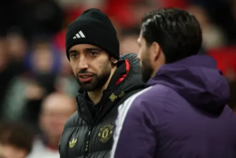 فيرنانديز يقترب من وداع اليونايتد