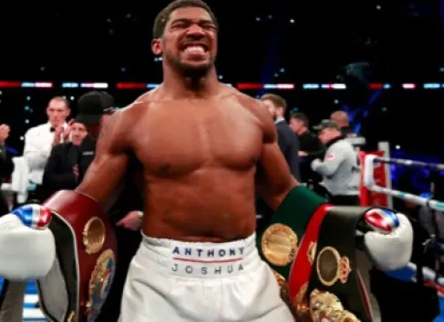 حادث سير خطير للملاكم جوشوا