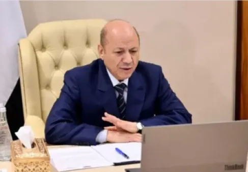 العليمي يطلب من القوات الإماراتية الخروج من أراضي اليمن خلال 24 ساعة