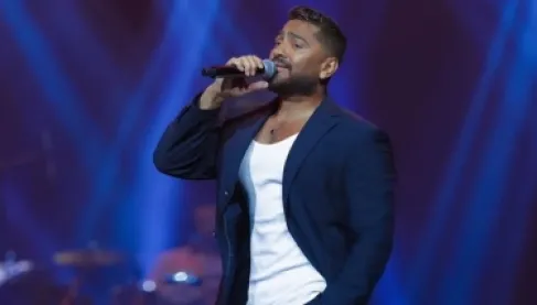 بعد وعكته الصحية.. رسالة غامضة من تامر حسني تثير تساؤلات جمهوره