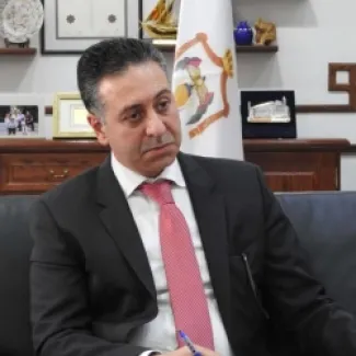 وزير الصناعة والتجارة يعرب القضاة