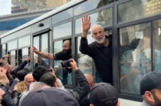 ضباط وأفراد من النظام السوري السابق خارج القضبان بعد ثبوت عدم تورطهم بجرائم