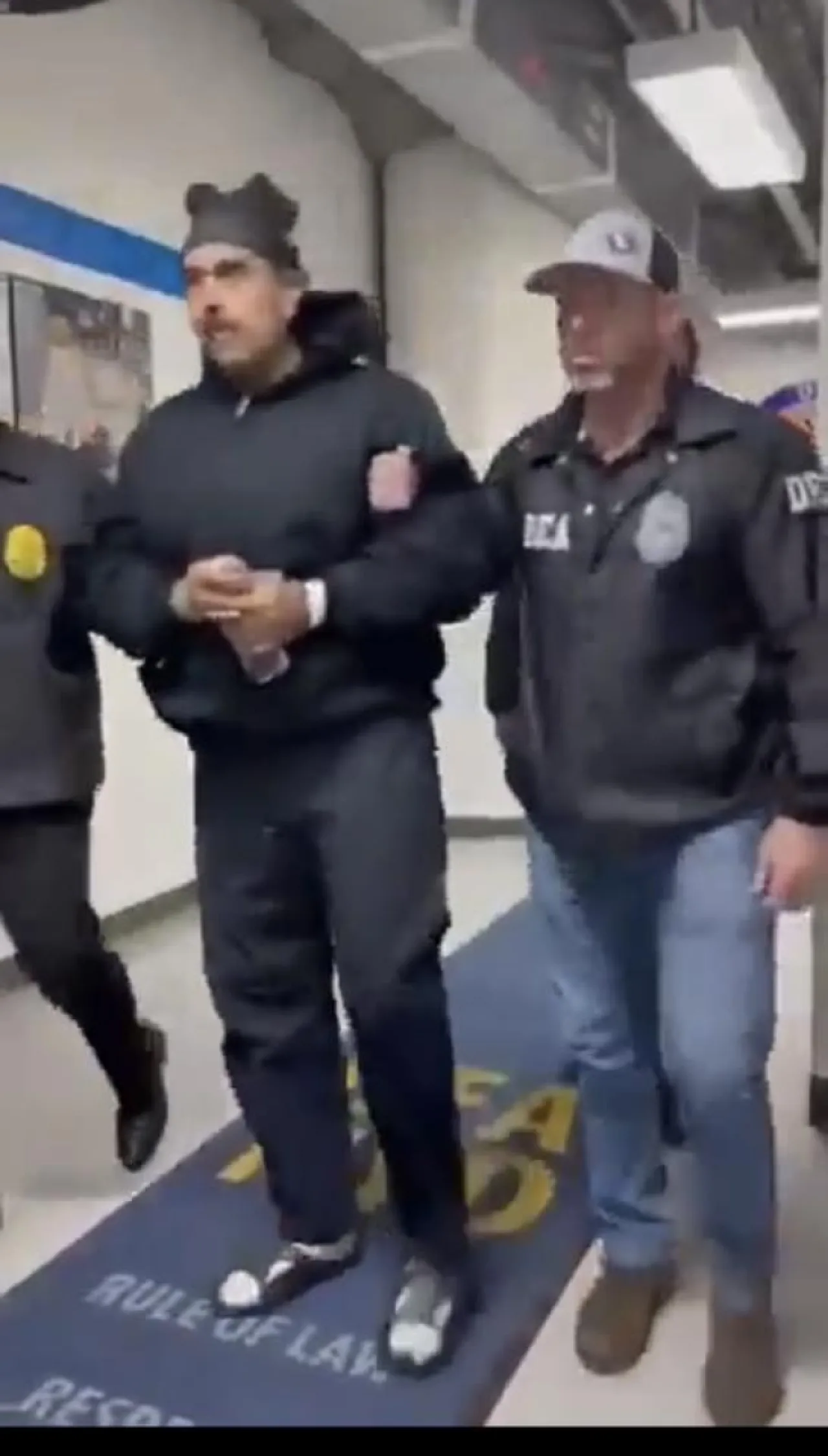 مادورو في أول ظهور له بعد اختطافه: سنة سعيدة 