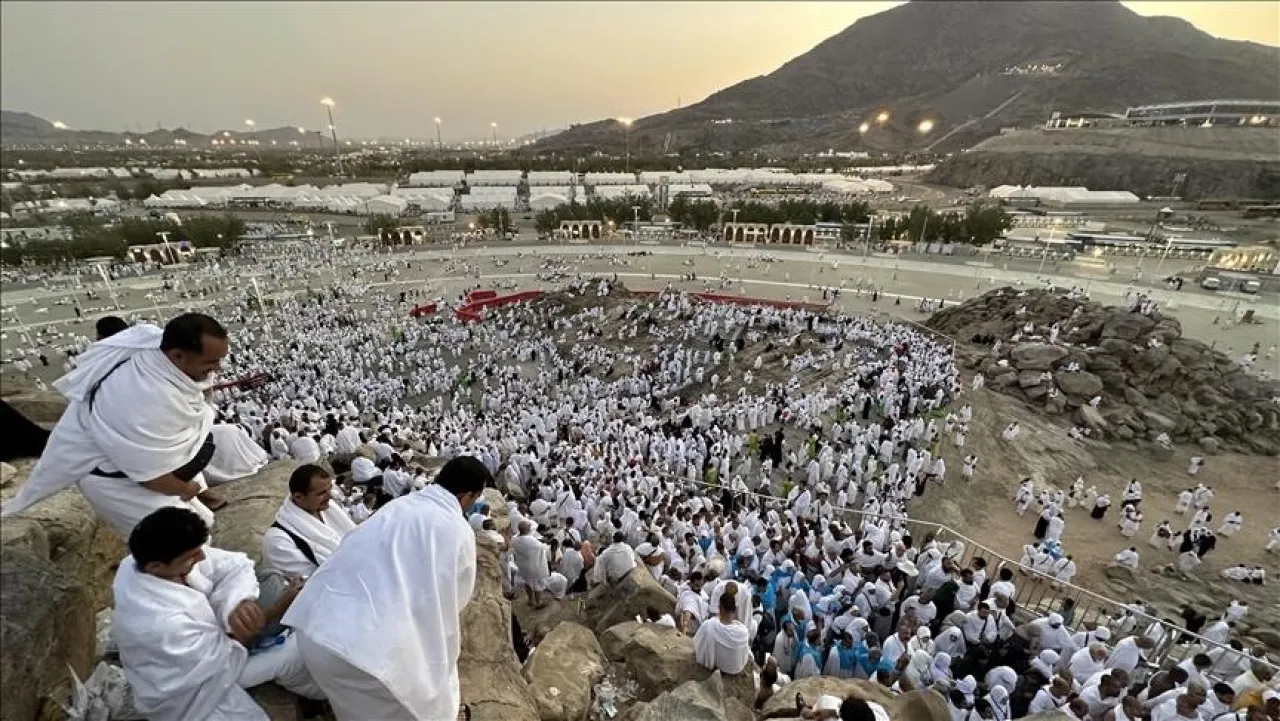 رفع بعثة حج المعلمين من 60 إلى 120 حاجًا 