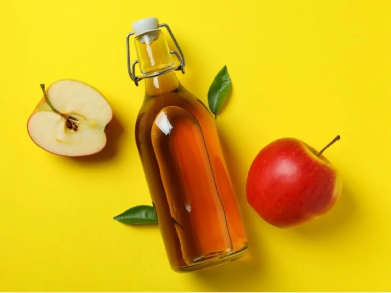 خل التفاح بين الفوائد والتحذيرات.. ملعقة طعام واحدة تكفي 