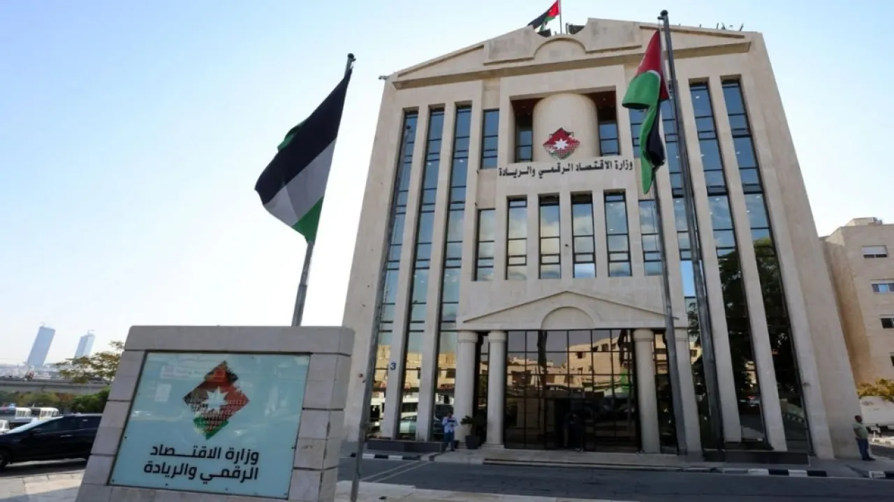 إنجاز 12 مشروعا في قطاع الاقتصاد الرقمي والاتصالات والبريد والأمن السيبراني 