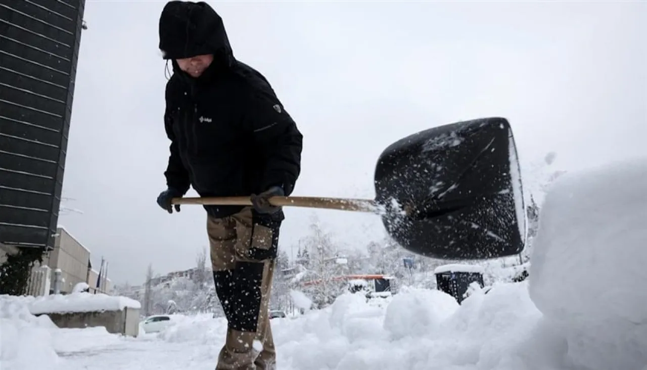 عاصفة شتوية تضع 120 مليون أمريكي في دائرة الخطر 