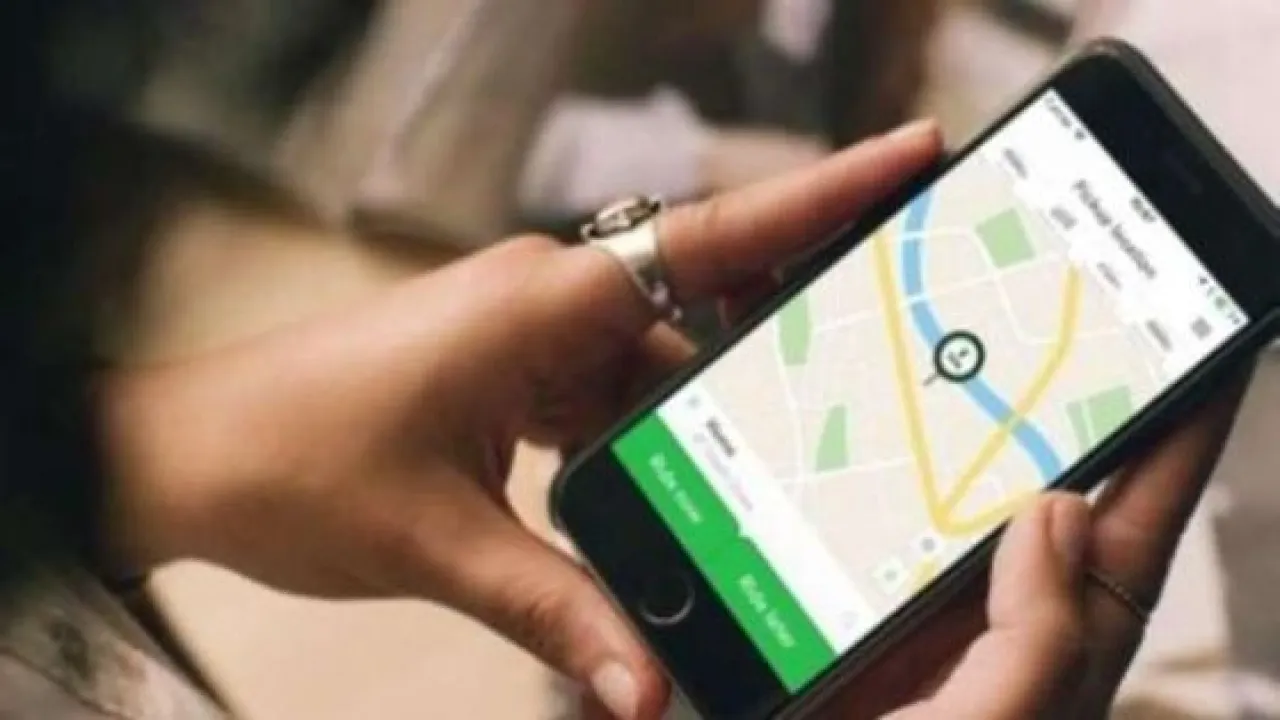 الاردن .. 100 ألف دينار شرط أساسي لترخيص شركات النقل عبر التطبيقات الذكية #عاجل 