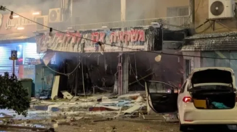 اصابة 15 شخصا بانفجار بمطعم في الناصرة - فيديو