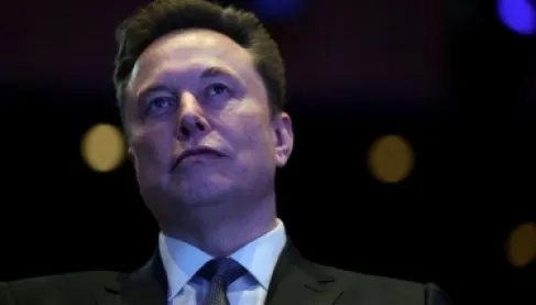 إيلون ماسك: 2026 عام الإنتاج الكبير لشرائح الدماغ