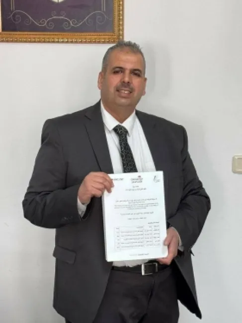 الدكتوراه للخوالده من المعهد العالي للمحاسبة في تونس