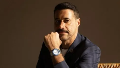 بصور خاصة ومفاجآت صادمة.. أحمد السعدني يقلق جمهوره مع بداية 2026