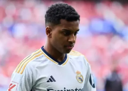 رودريغو يقرر الهروب من (ظل مبابي)