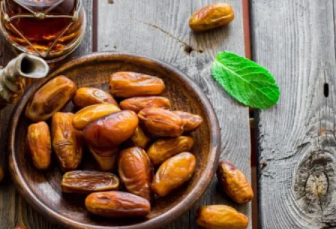 التمر هو الاختيار الأفضل كوجبة خفيفة قبل التمارين