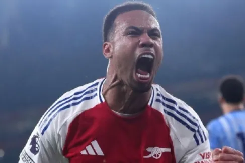 آرسنال يعزز الصدارة ويهزم بورنموث