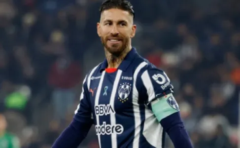 راموس يغلق باب باريس.. و400 مليون يورو تقربه من إشبيلية