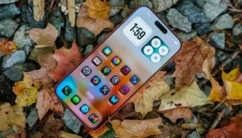 مشكلة صوتية غريبة تضرب سماعات أغلى هواتف آبل