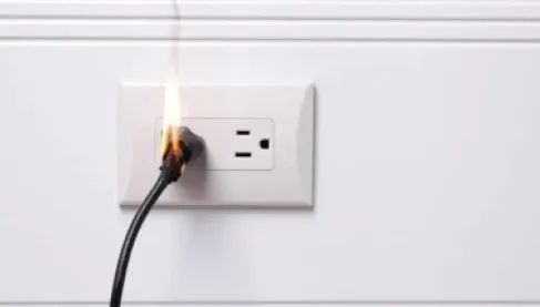 قد تحرق منزلك.. 5 أجهزة يجب فصل الكهرباء عنها بعد الانتهاء من استخدامها