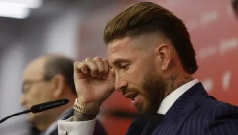 راموس يقود عرضا فلكيا لشراء إشبيلية