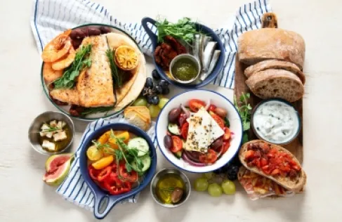 9 أطعمة يمكنك الاستمتاع بها دون خوف من زيادة الوزن