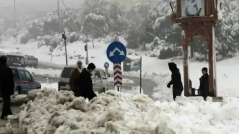 الأرصاد الأردنية توضح حقيقة تساقط الثلوج يوم الجمعة