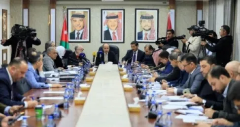 مالية النواب تطالب بلجنة لدراسة عطاء توسعة المدارس