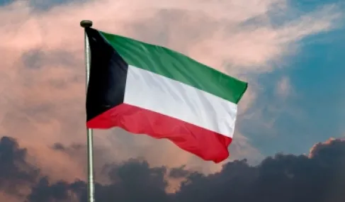 الداخلية الكويتية تنفي: لا إعفاء من رسوم الإقامة