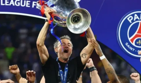 لويس إنريكي ينقلب على باريس ويرفض التجديد