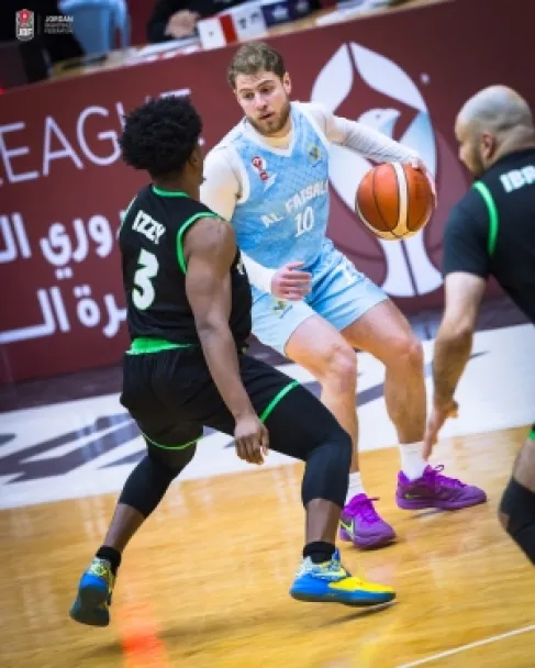 اتحاد السلة يطلق (تذكرة العائلة)