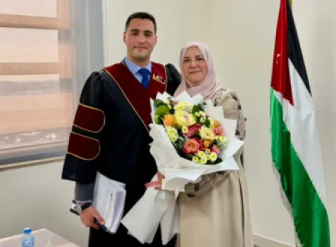 الإعلامي حمزة نايف المعاني يناقش رسالة الماجستير