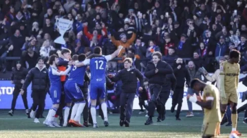 فريق من الدرجة السادسة يقصي حامل لقب كأس الاتحاد الإنجليزي